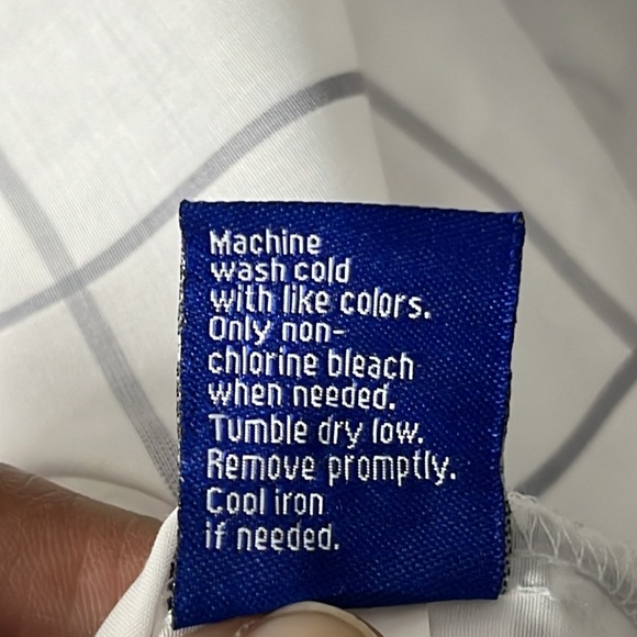 APT 9 Women’s Plaid Window Pane Black White Button Front Shirt Size M - Picture 7 of 7